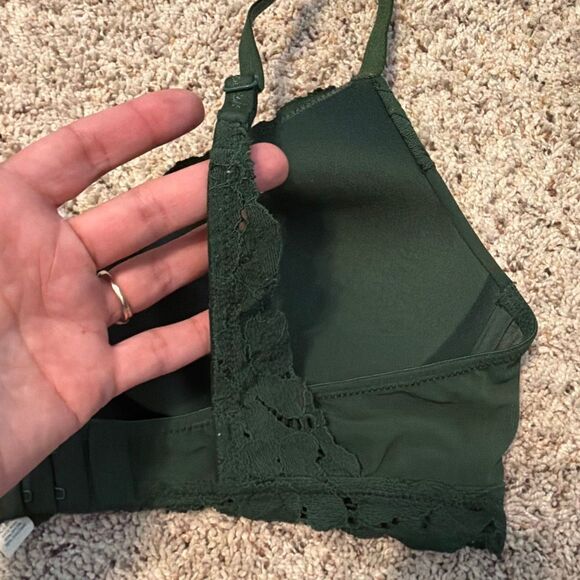 Aerie Green Lightly Lined Wireless Bra 36B - Picture 6 of 9